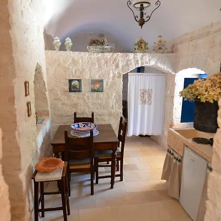 Masseria Oreglia بيت للعطل