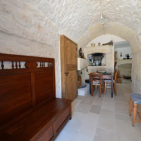 Masseria Oreglia بيت للعطل