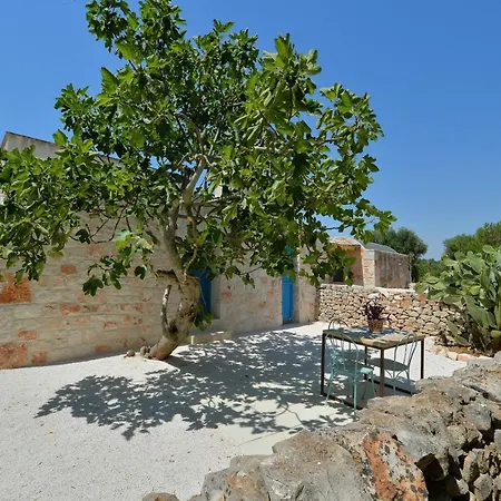 Masseria Oreglia *