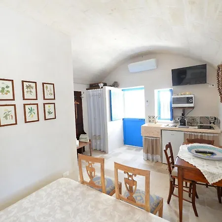 Masseria Oreglia سيغلي ميسابيكا