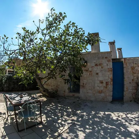بيت للعطل Masseria Oreglia سيغلي ميسابيكا