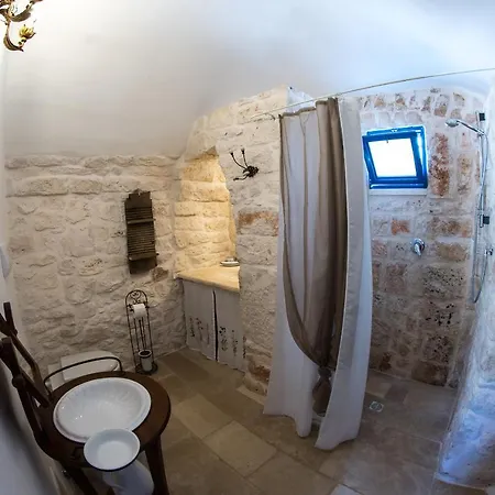 Masseria Oreglia *