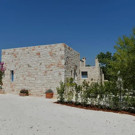 Masseria Oreglia Holiday home *